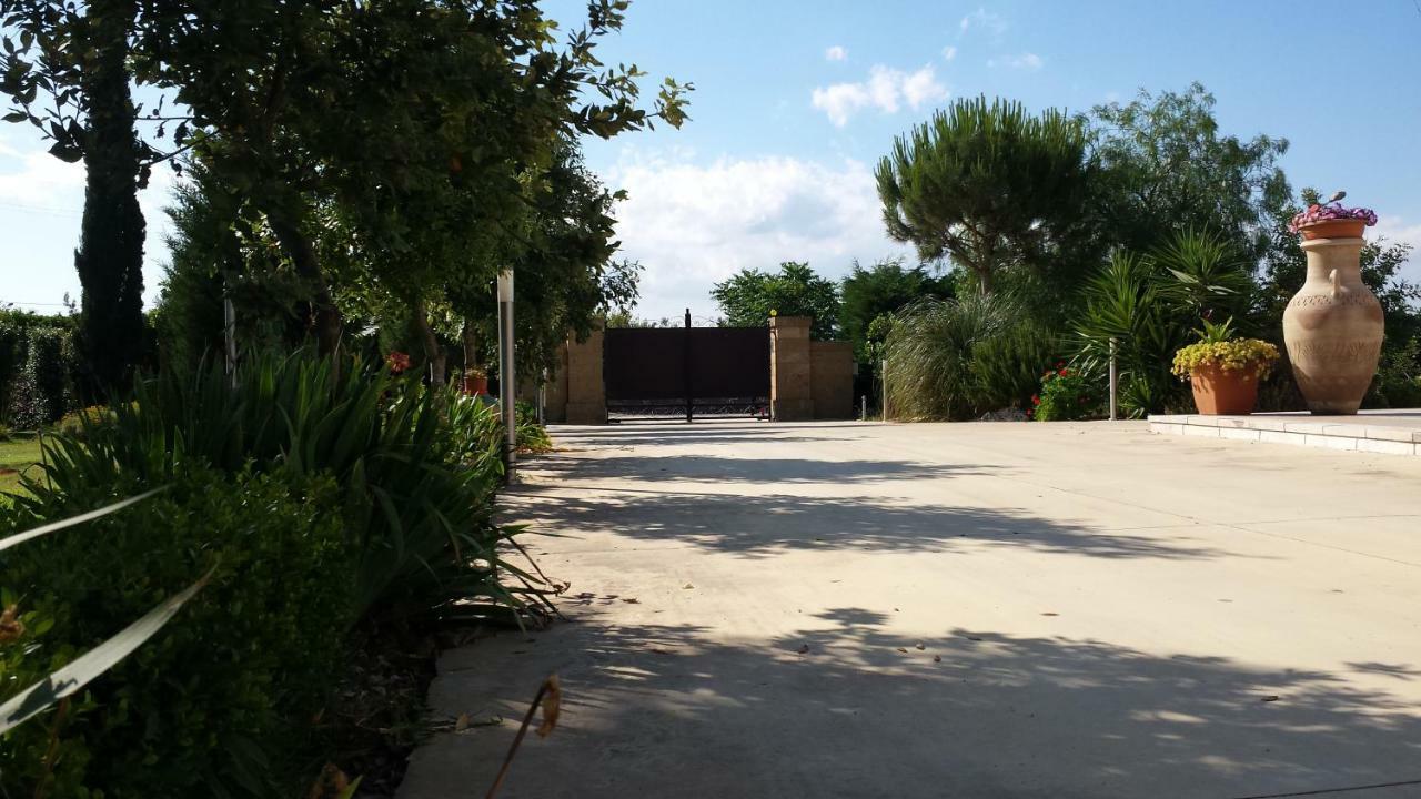 Villa La Macchia Botrugno Exterior foto